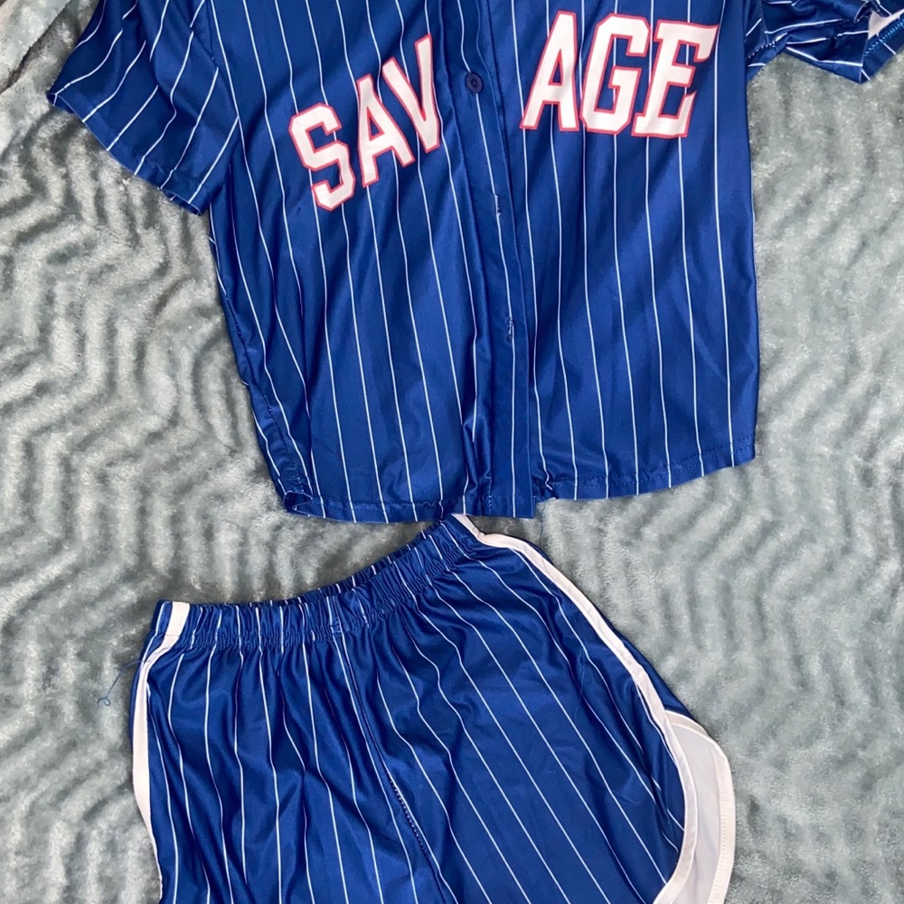 Savage short set